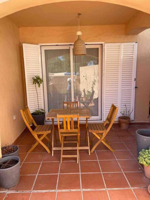 Front House In Lances Vakantiehuis Tarifa